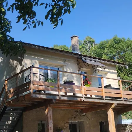 Domaine Du Vieux Tilleul- Appartements - Gorges Tarn Et Jonte Meyrueis Exterior photo